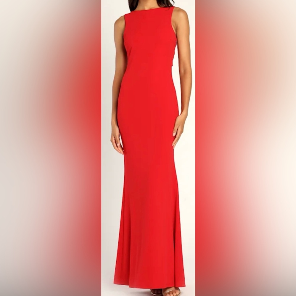 NWOT**** Lulu's Elegant Red Maxi Dress